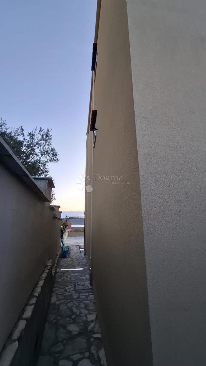 Casa Posedarje, 500m2