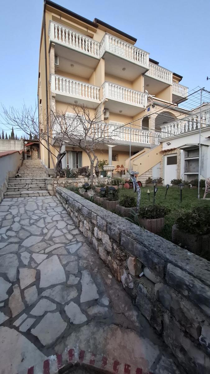 Casa Posedarje, 500m2