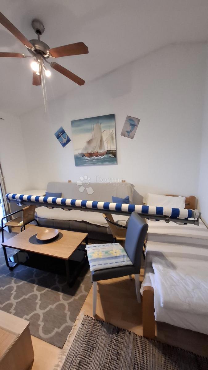 Casa Posedarje, 500m2