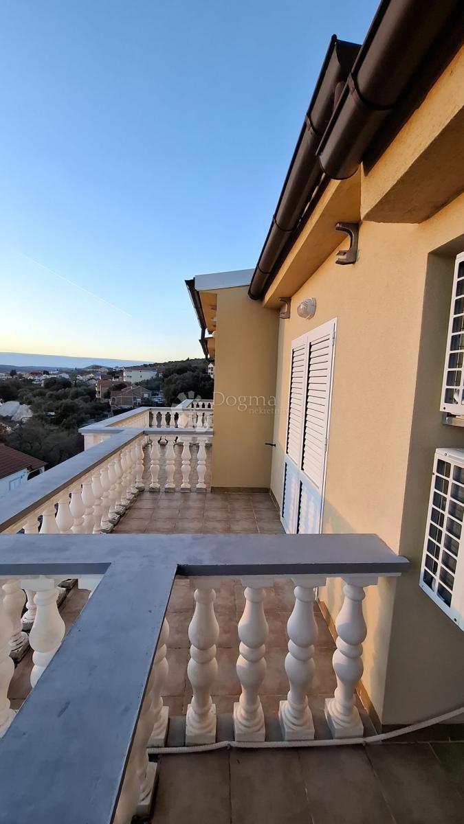 Casa Posedarje, 500m2