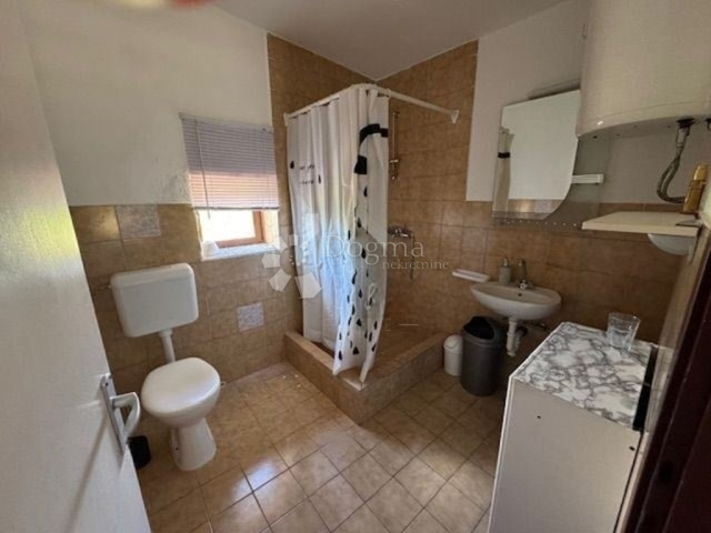 Casa Ražanac, 107m2