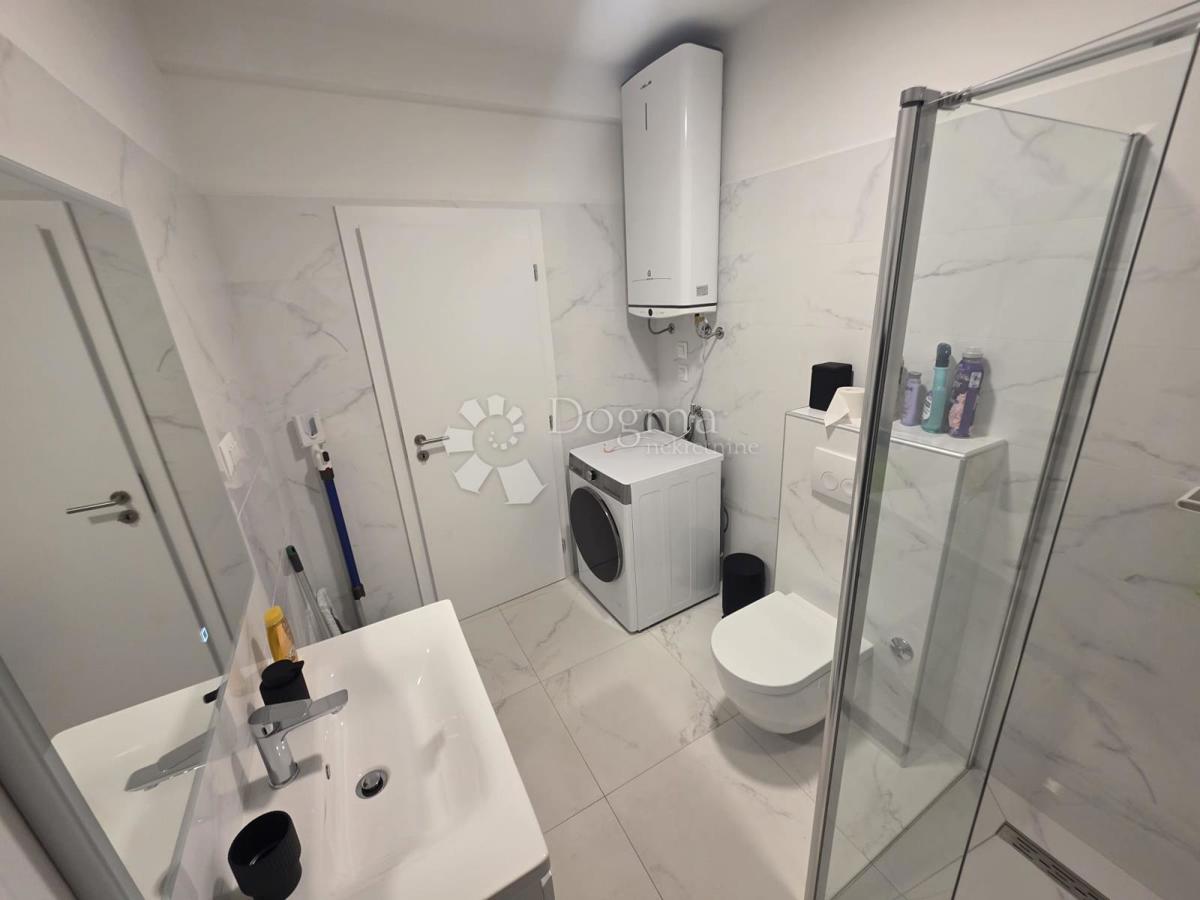 Allogio Rogoznica, 54,25m2