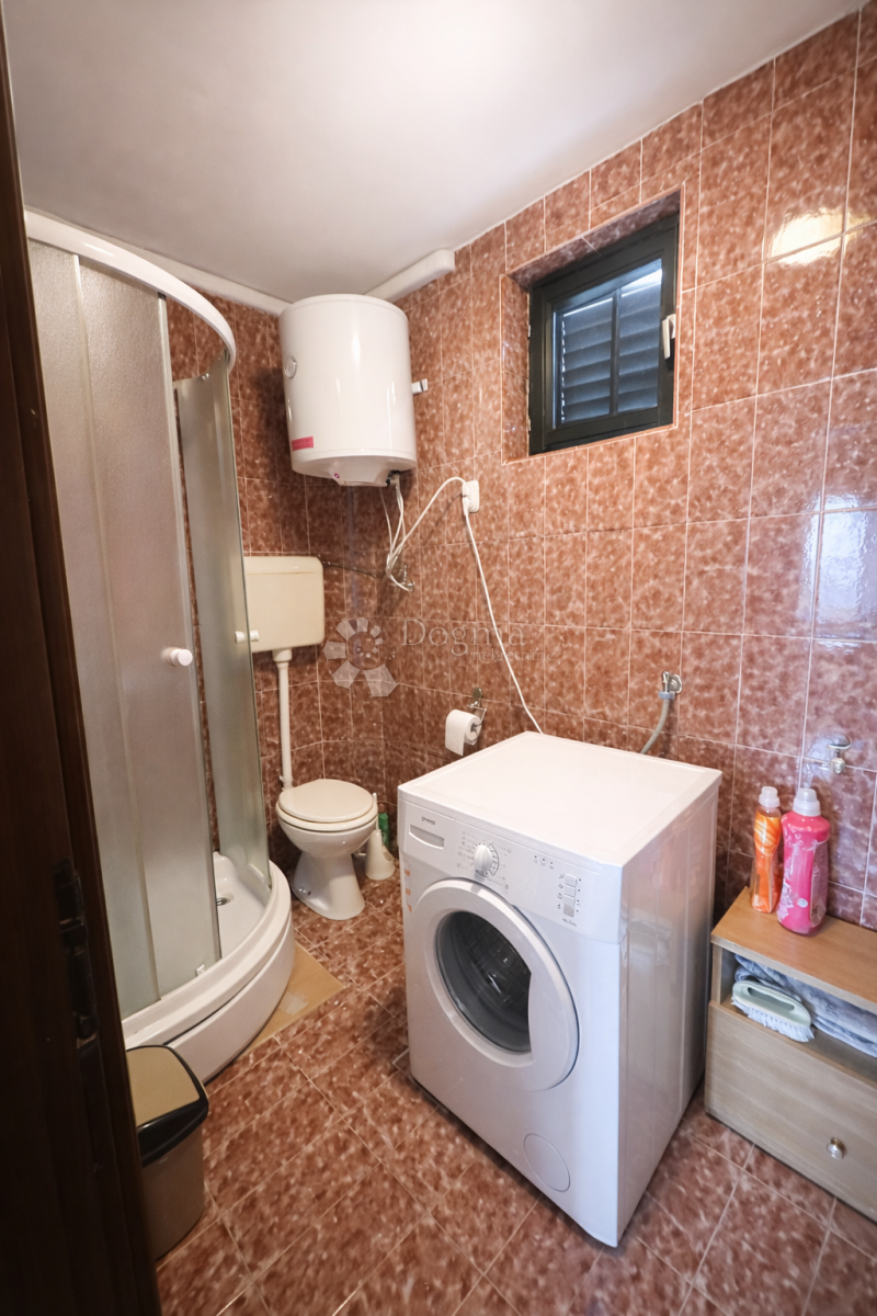 Allogio Tribunj, 55m2