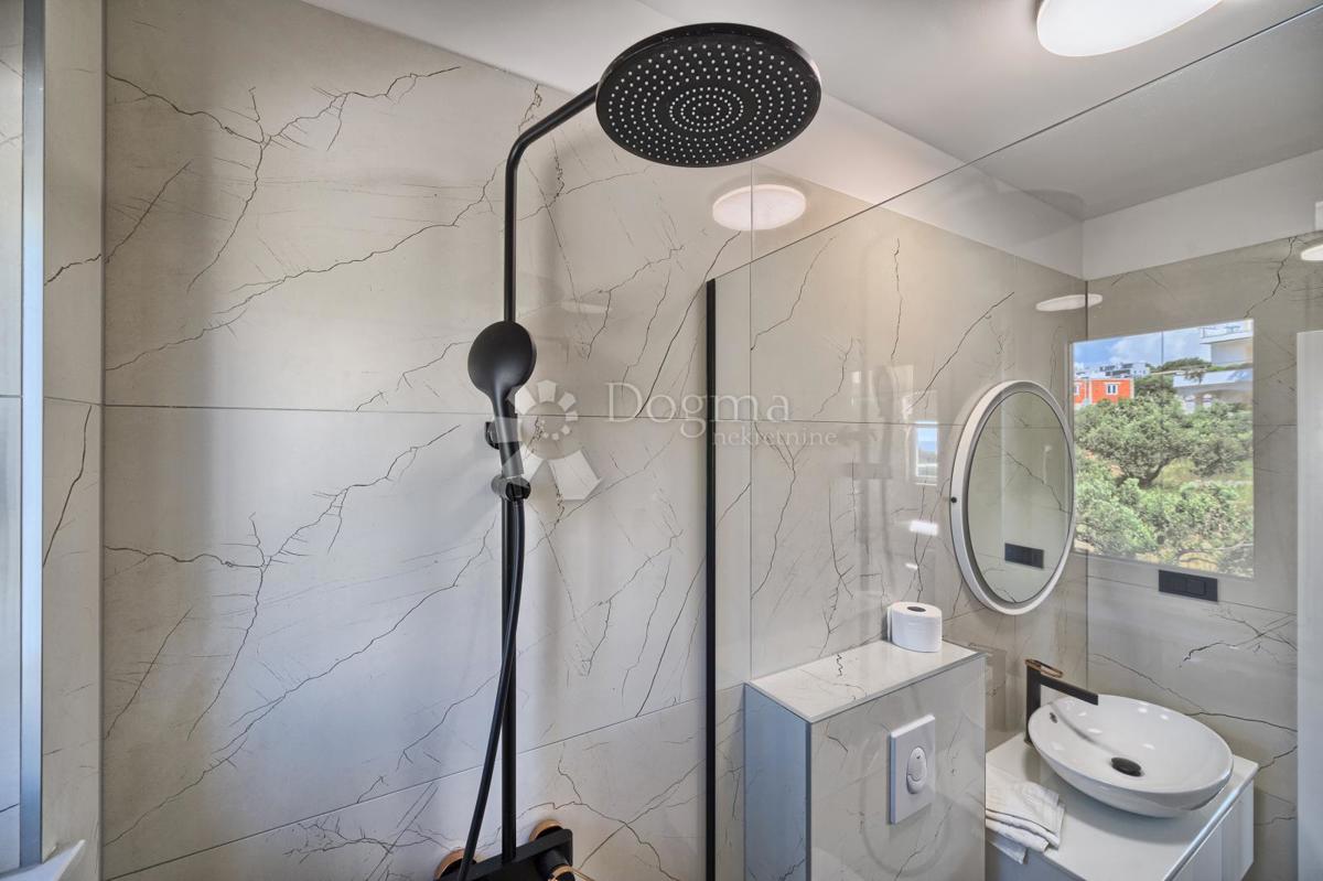 Allogio Primošten, 67m2