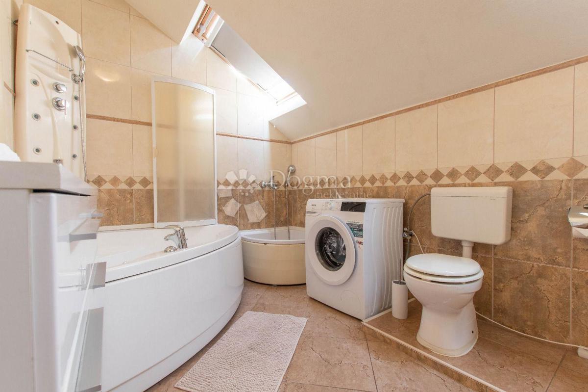 Allogio Makarska, 117,95m2