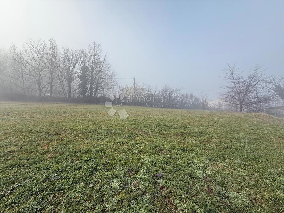 Terreno edificabile Labin, 1.200m2