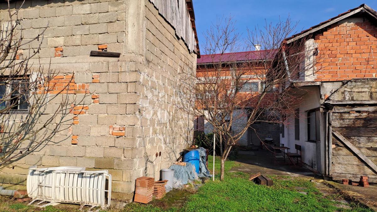 Casa Zeleni brijeg, Sisak, 257m2