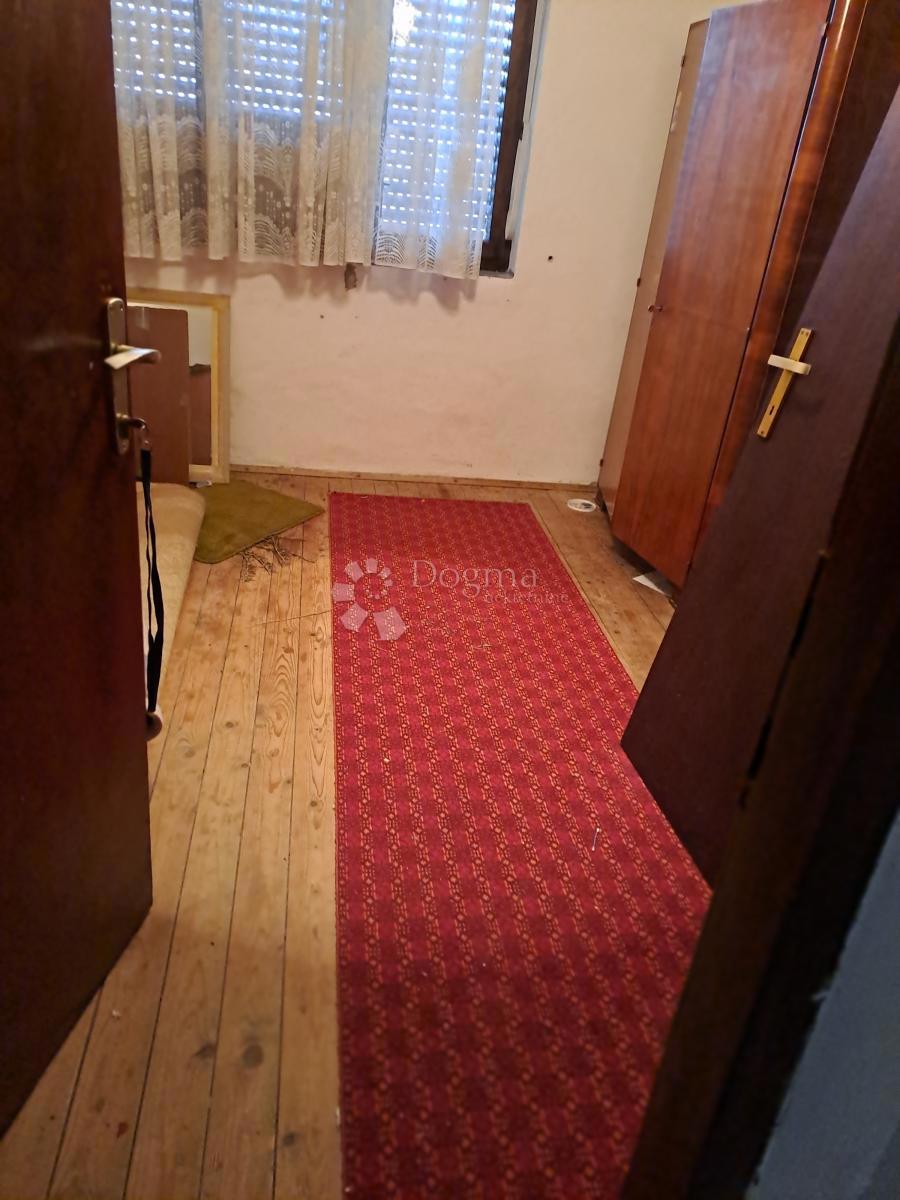 Casa Zeleni brijeg, Sisak, 257m2