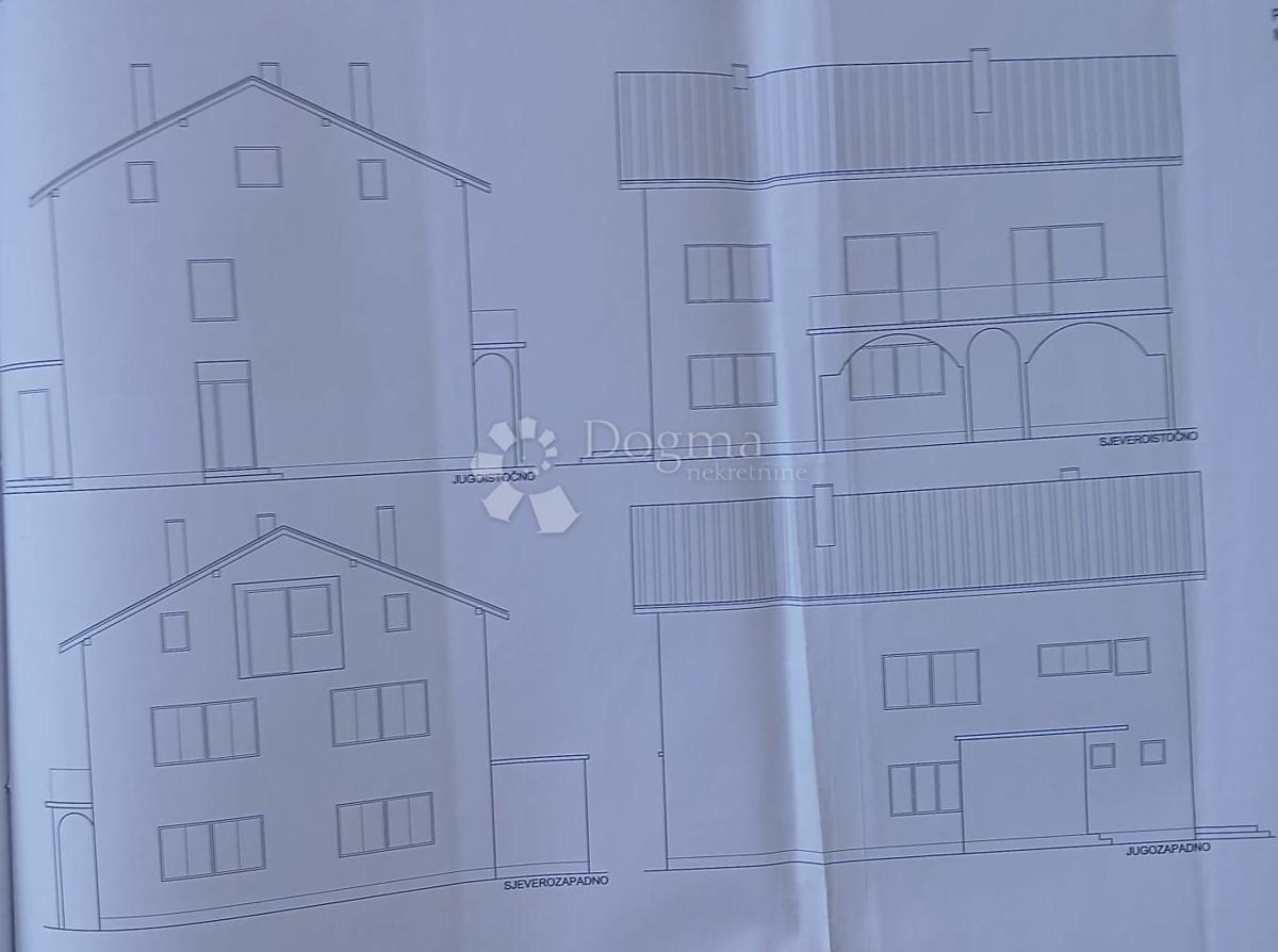 Casa Zeleni brijeg, Sisak, 257m2