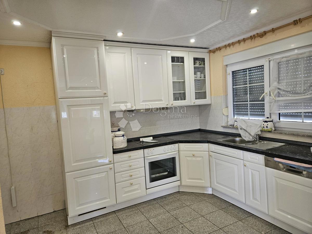 Casa Majerje, Petrijanec, 176m2