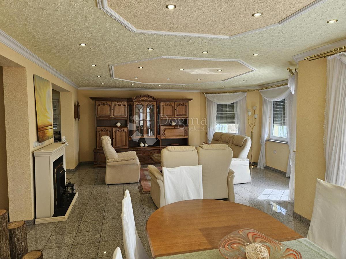 Casa Majerje, Petrijanec, 176m2