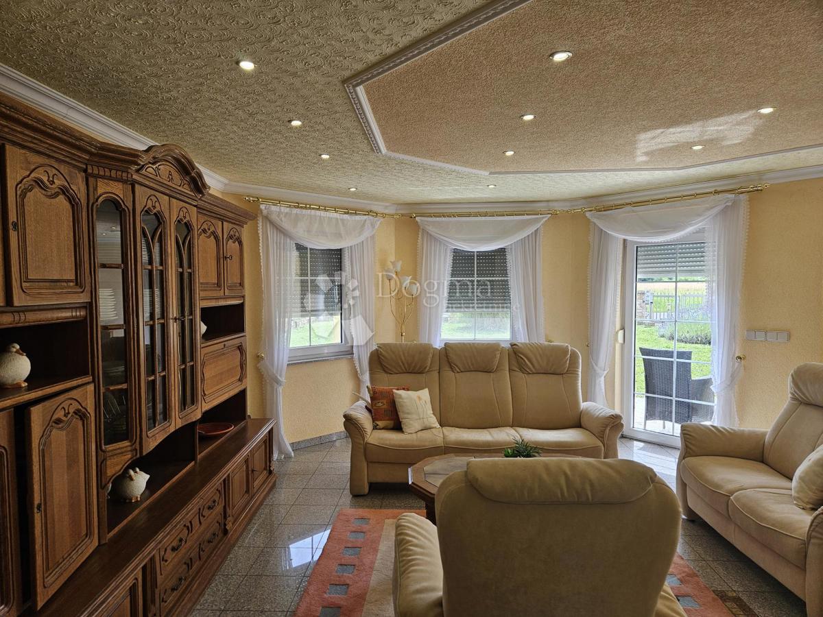 Casa Majerje, Petrijanec, 176m2