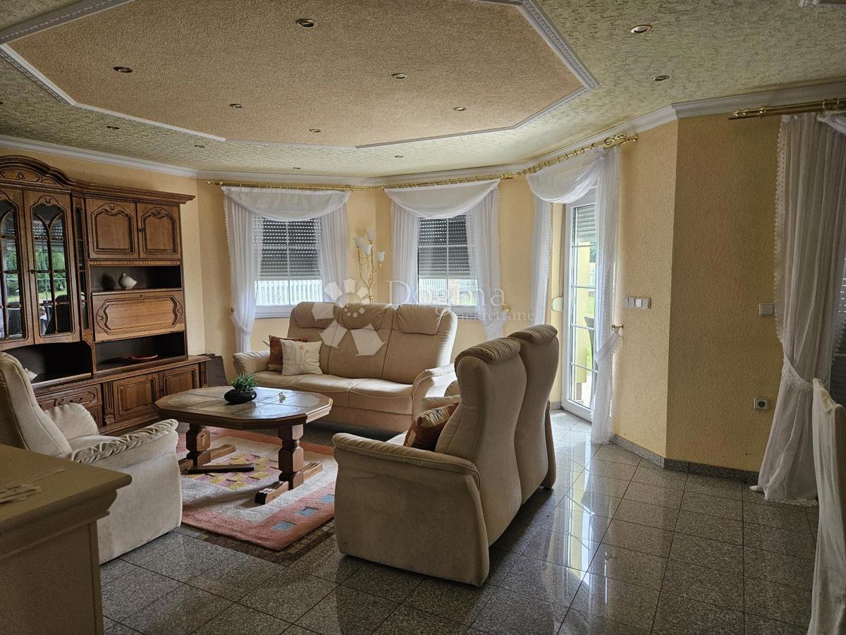 Casa Majerje, Petrijanec, 176m2