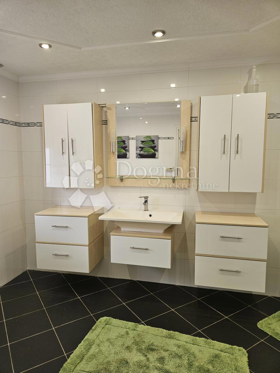 Casa Majerje, Petrijanec, 176m2