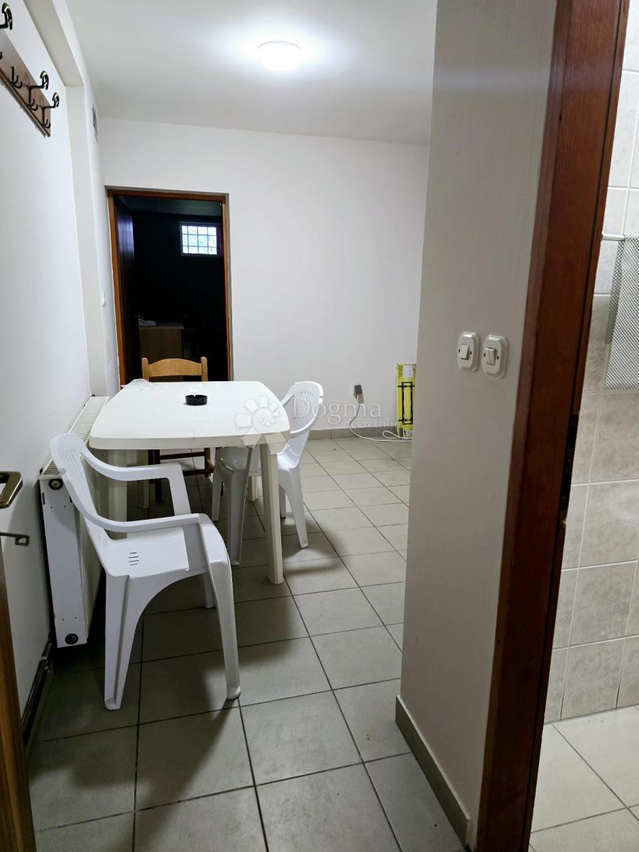 Locale commerciale Čulinec, Donja Dubrava, 97,83m2