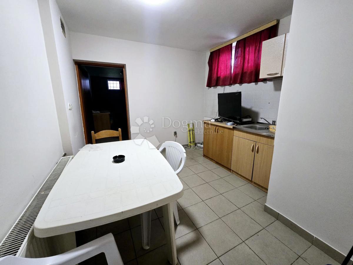 Locale commerciale Čulinec, Donja Dubrava, 97,83m2