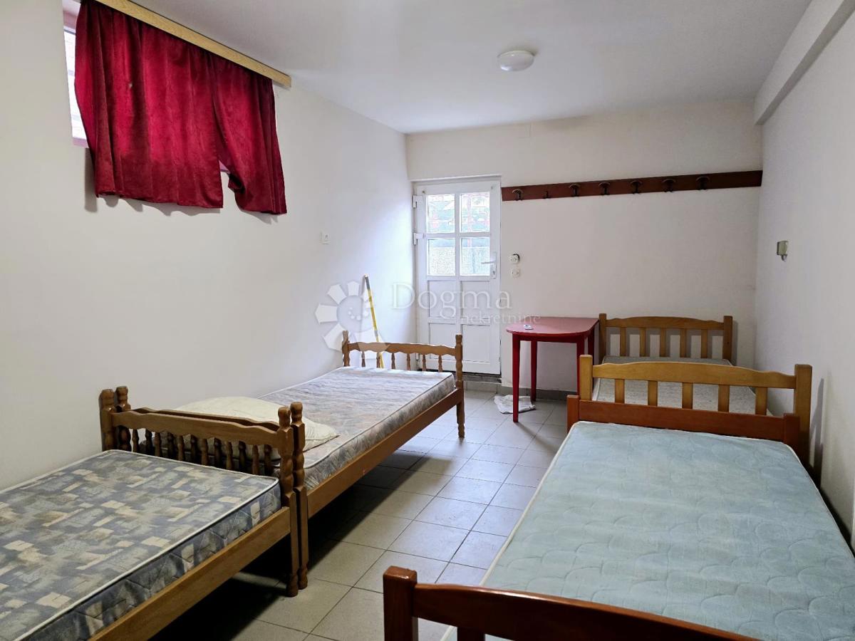 Locale commerciale Čulinec, Donja Dubrava, 97,83m2