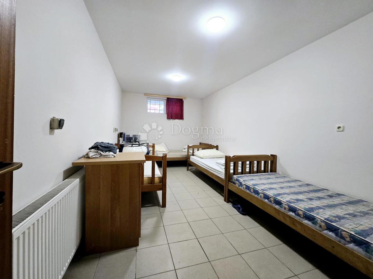 Locale commerciale Čulinec, Donja Dubrava, 97,83m2