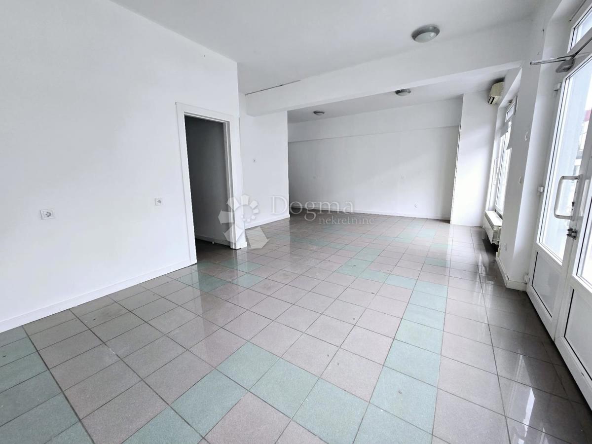 Locale commerciale Čulinec, Donja Dubrava, 97,83m2