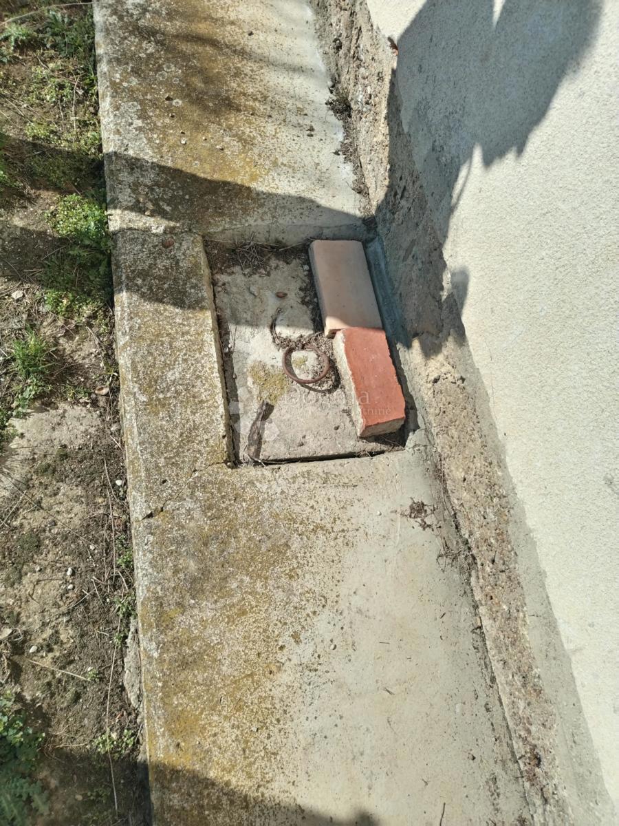 Casa Popović Brdo, Karlovac - Okolica, 260m2