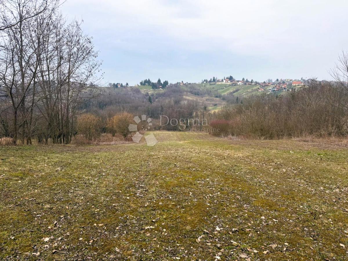 Terreno edificabile Varaždin Breg, Gornji Kneginec, 5.755m2