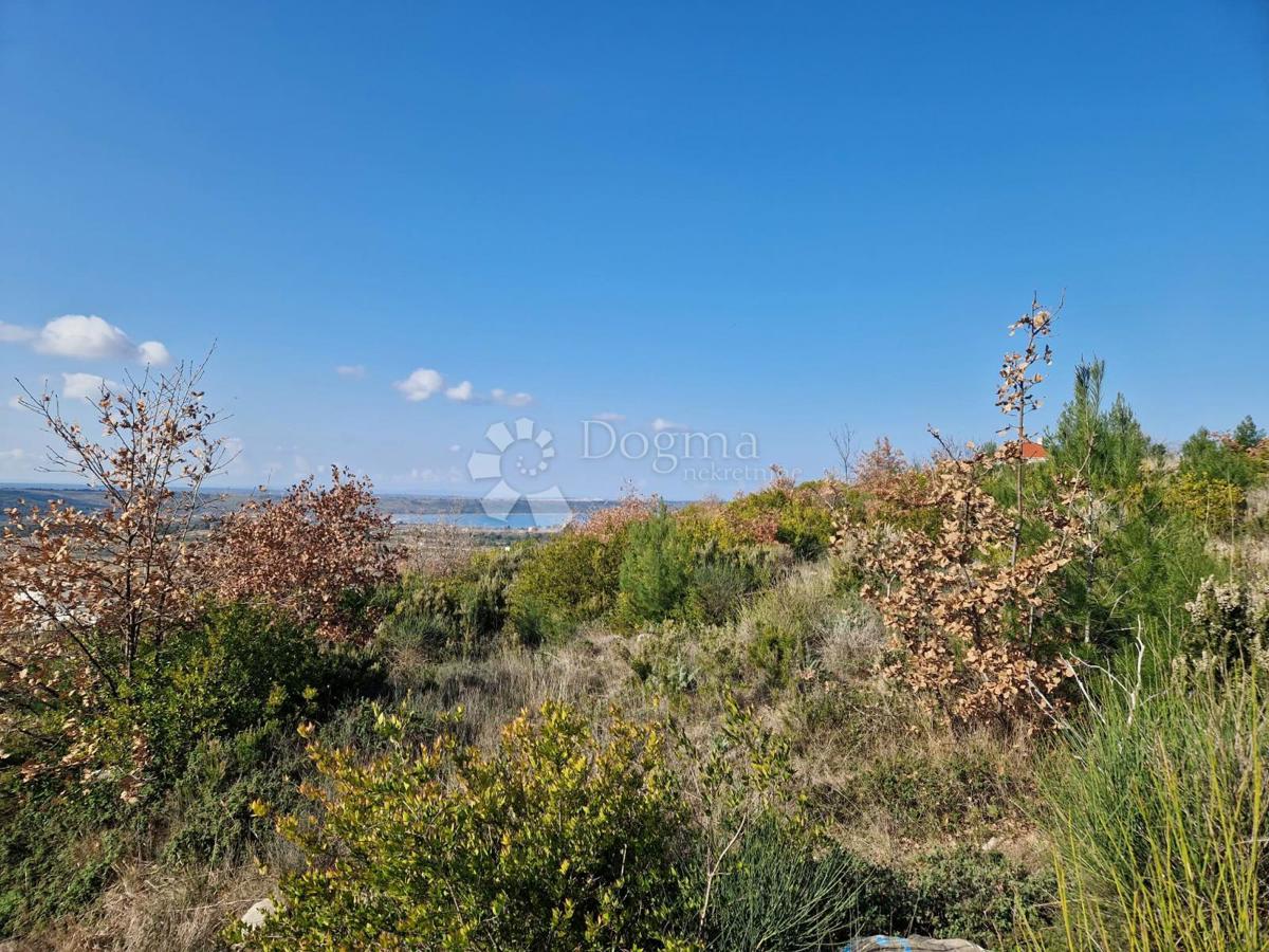 Terreno edificabile Radovin, Ražanac, 500m2