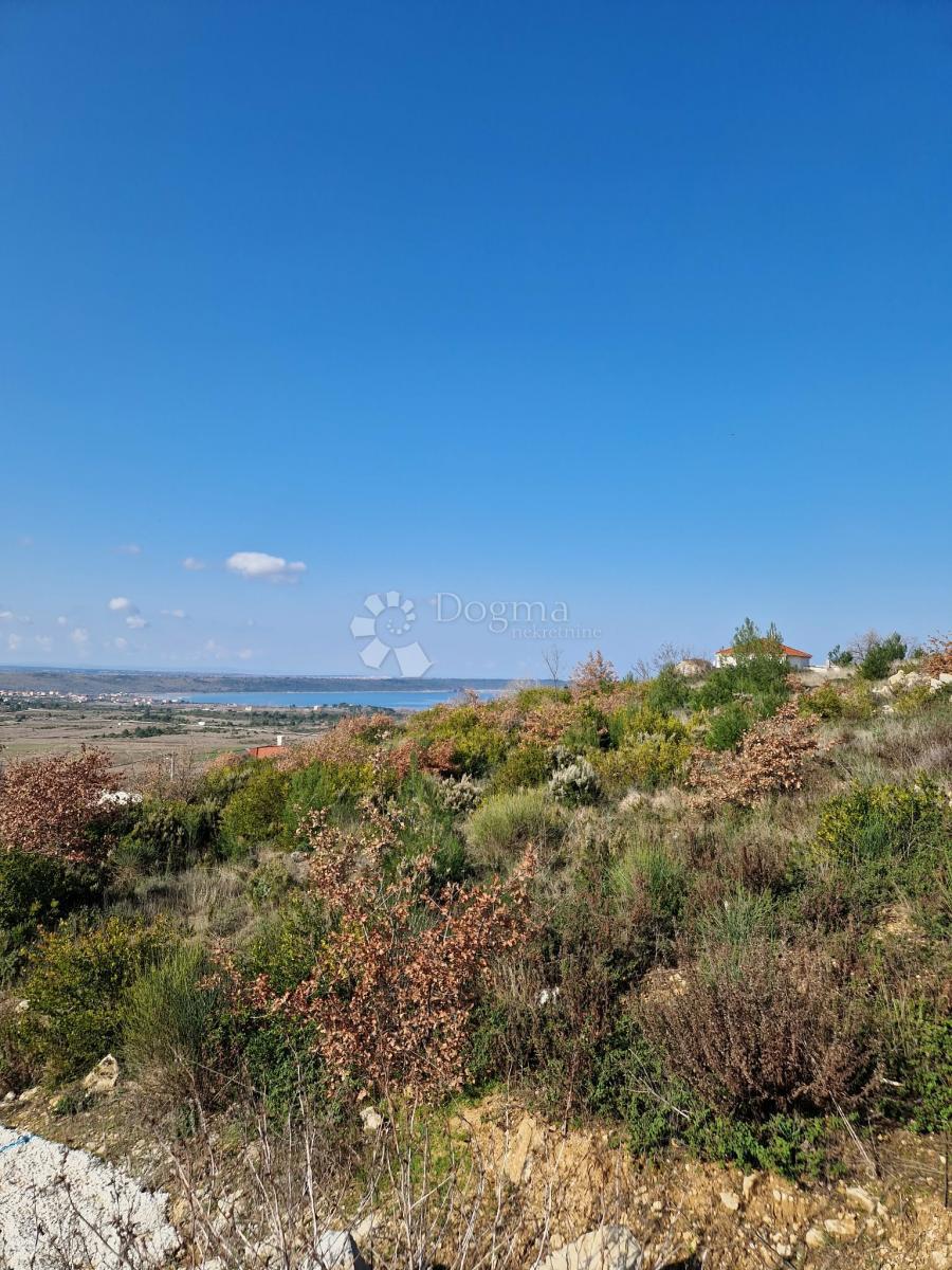 Terreno edificabile Radovin, Ražanac, 500m2