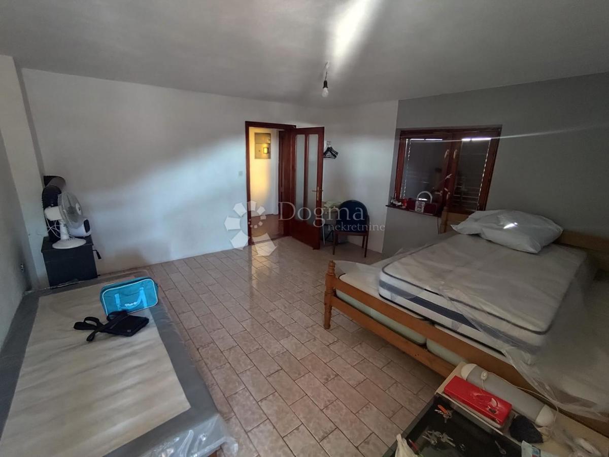 Casa Rogoznica, 360m2