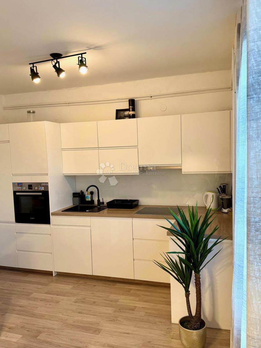 Allogio Donji grad, Donji Grad, 94m2