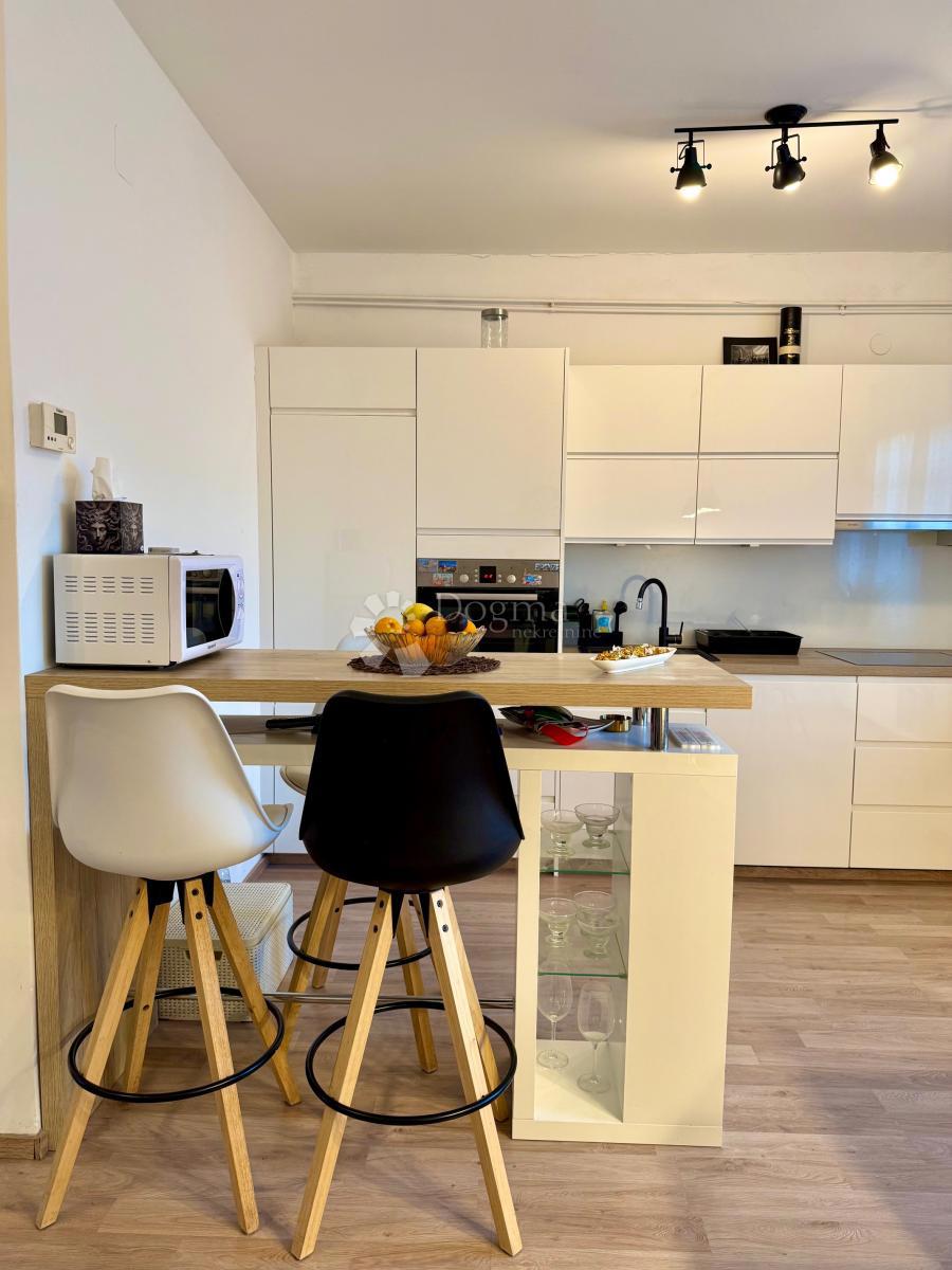 Allogio Donji grad, Donji Grad, 94m2