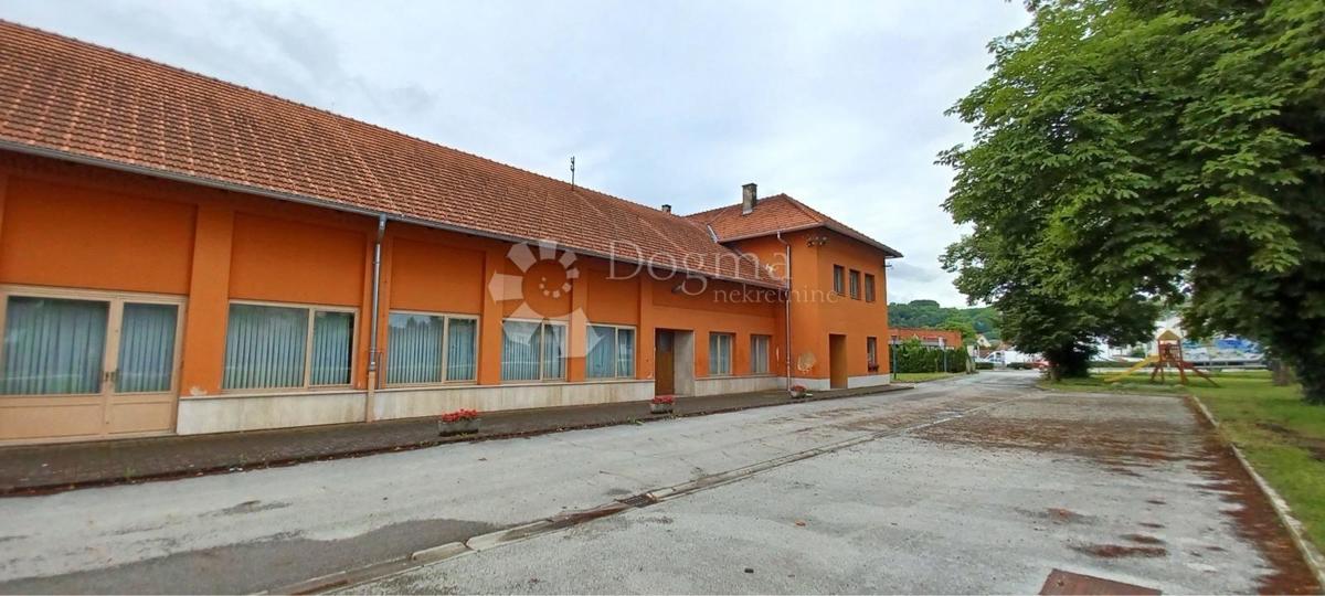 Locale commerciale Sveti Križ Začretje, 1.143m2