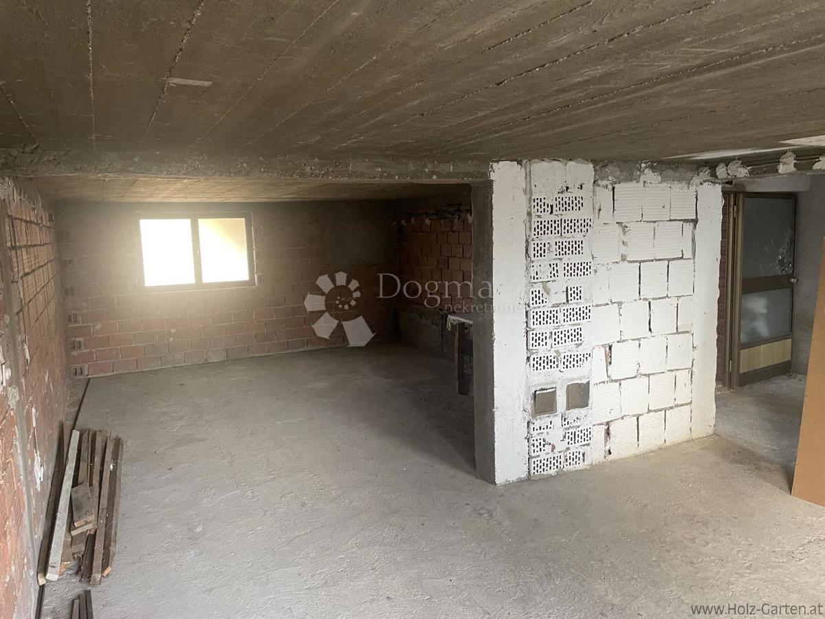 Casa Komin, Ploče, 98m2