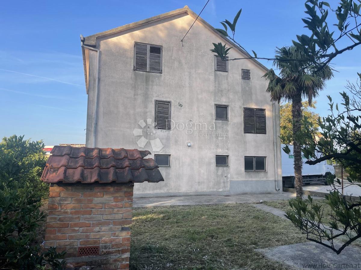 Casa Komin, Ploče, 98m2