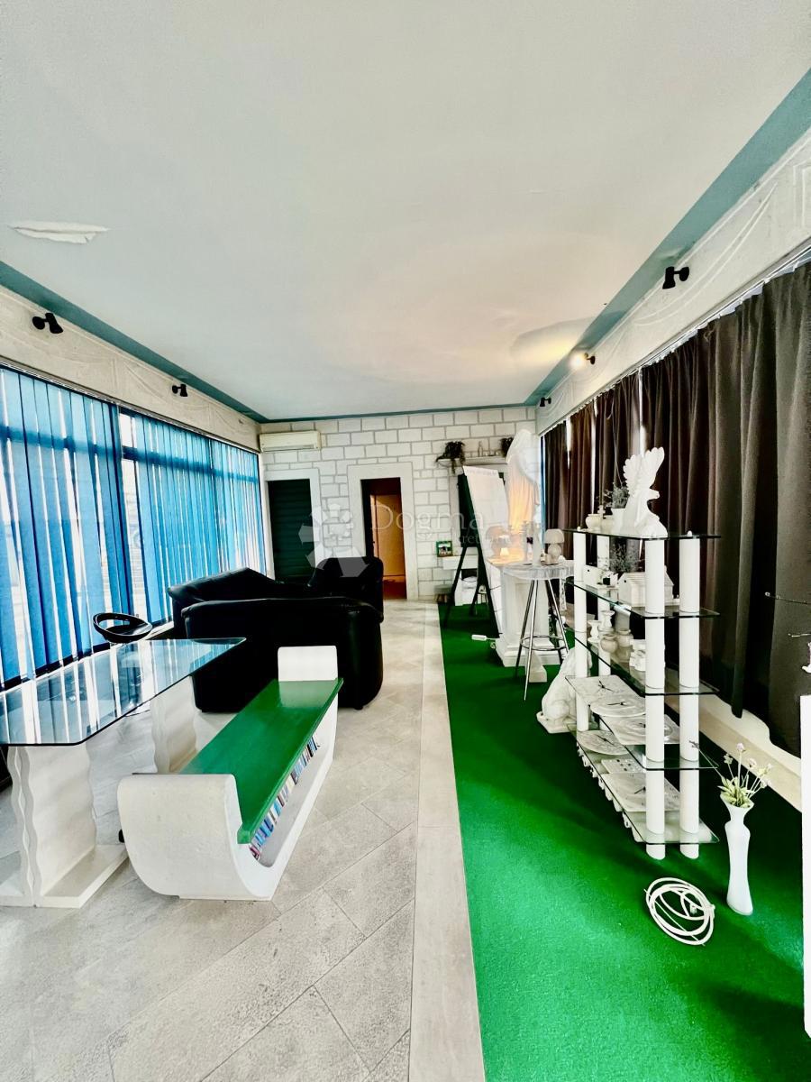 Locale commerciale Strožanac, Podstrana, 82,60m2