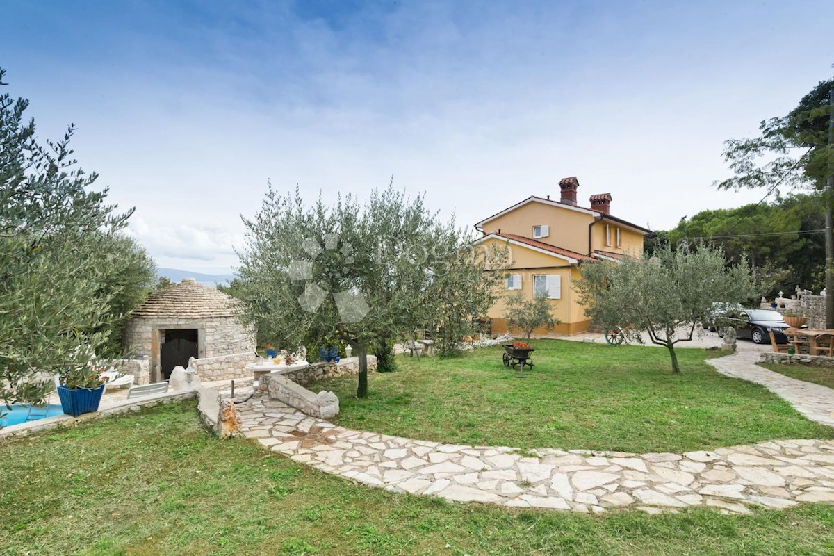 Casa Drenje, Raša, 350m2