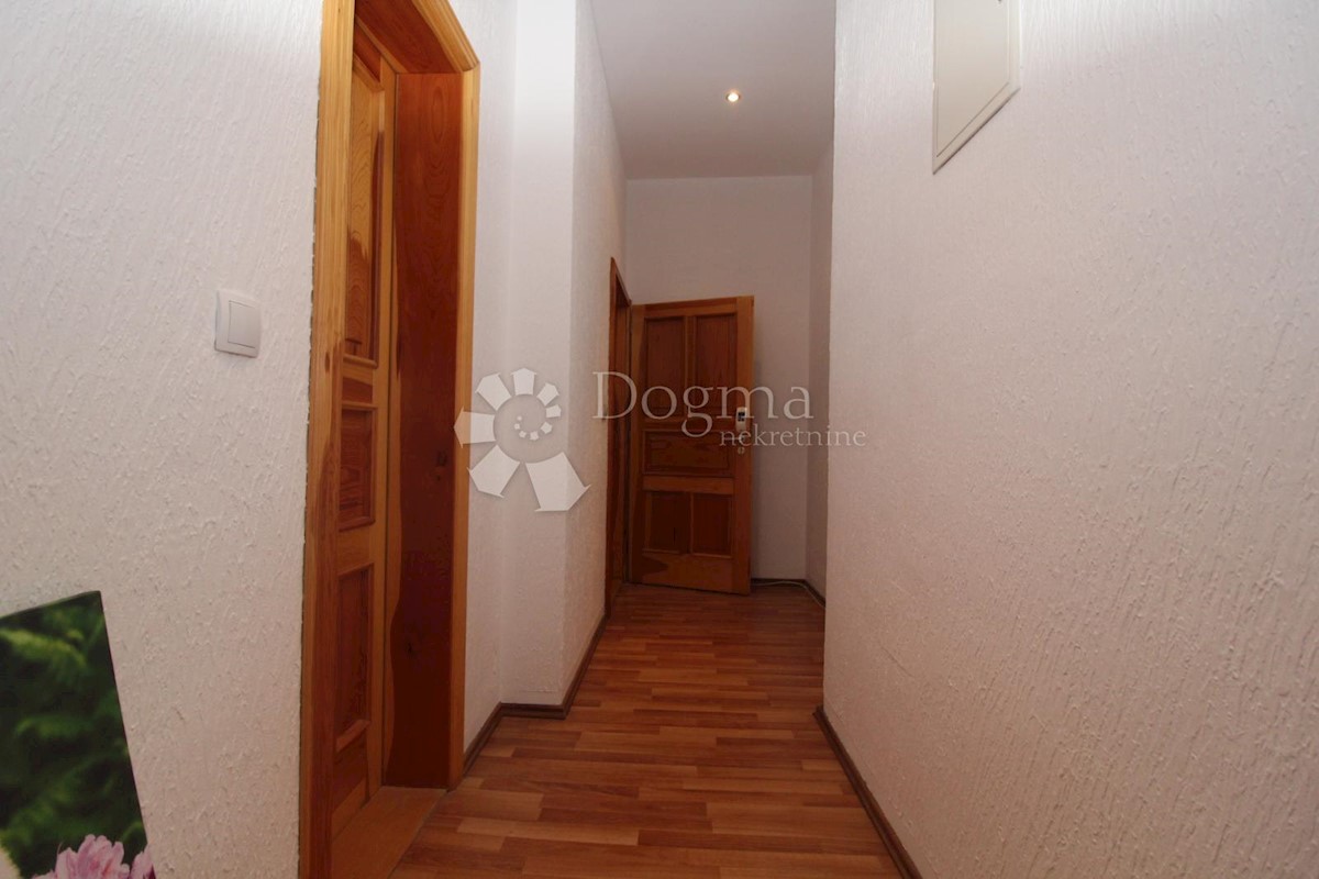 Allogio Crikvenica, 82m2
