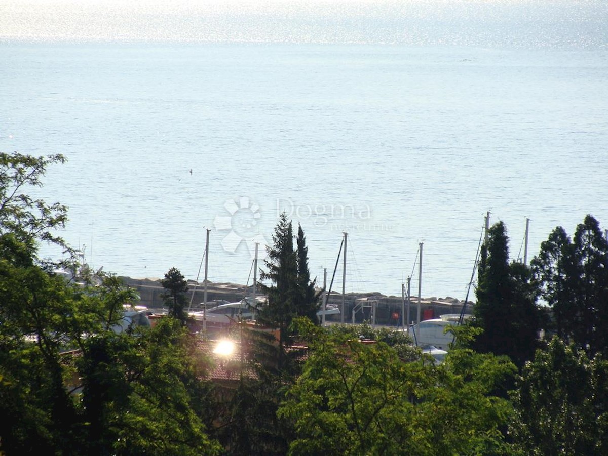 Allogio Ičići, Opatija - Okolica, 140m2