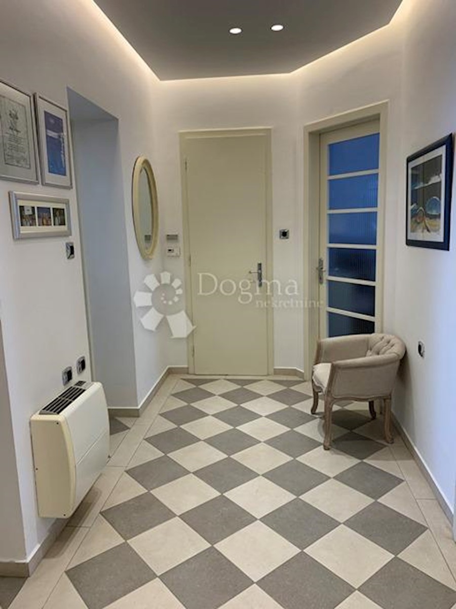 Allogio Centar, Rijeka, 92,79m2