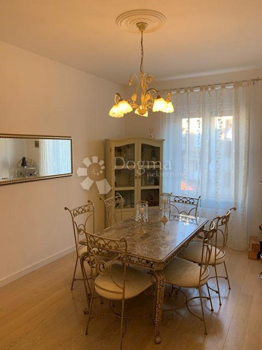 Allogio Centar, Rijeka, 92,79m2
