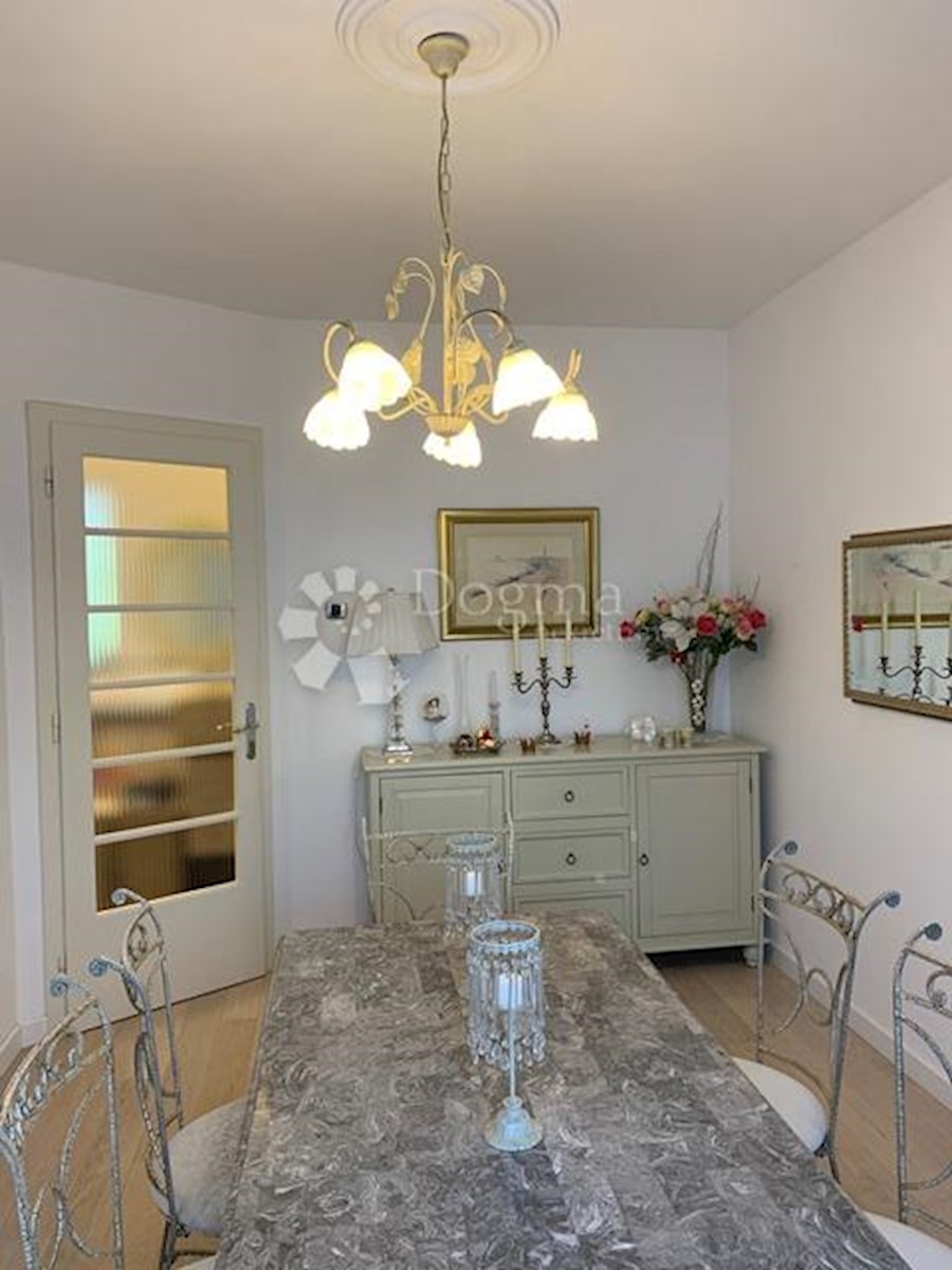 Allogio Centar, Rijeka, 92,79m2