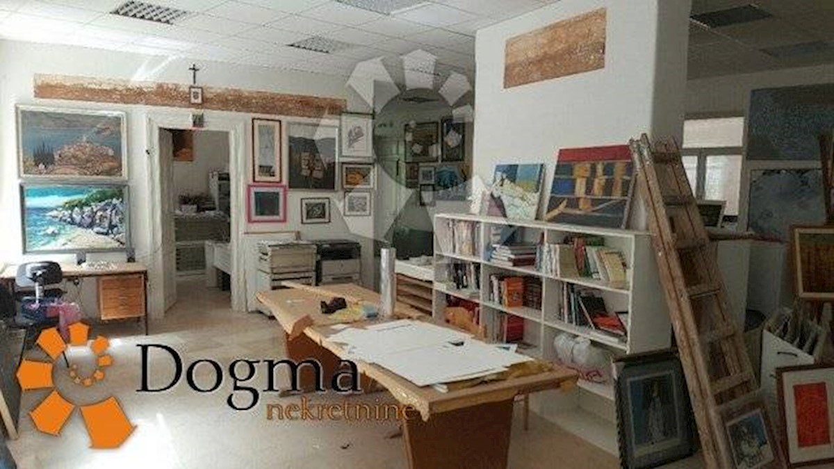 Locale commerciale Centar, Rijeka, 1.750m2