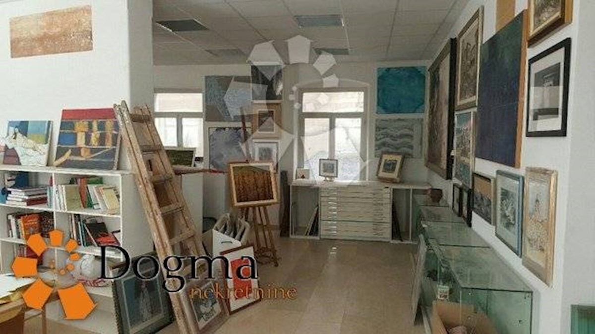 Locale commerciale Centar, Rijeka, 1.750m2