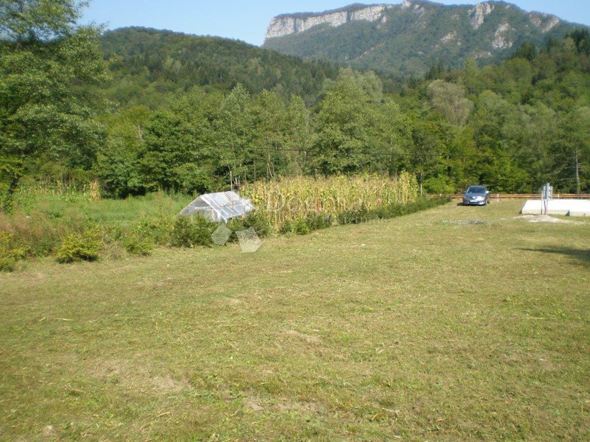 Terreno Brod na Kupi, Delnice, 569m2