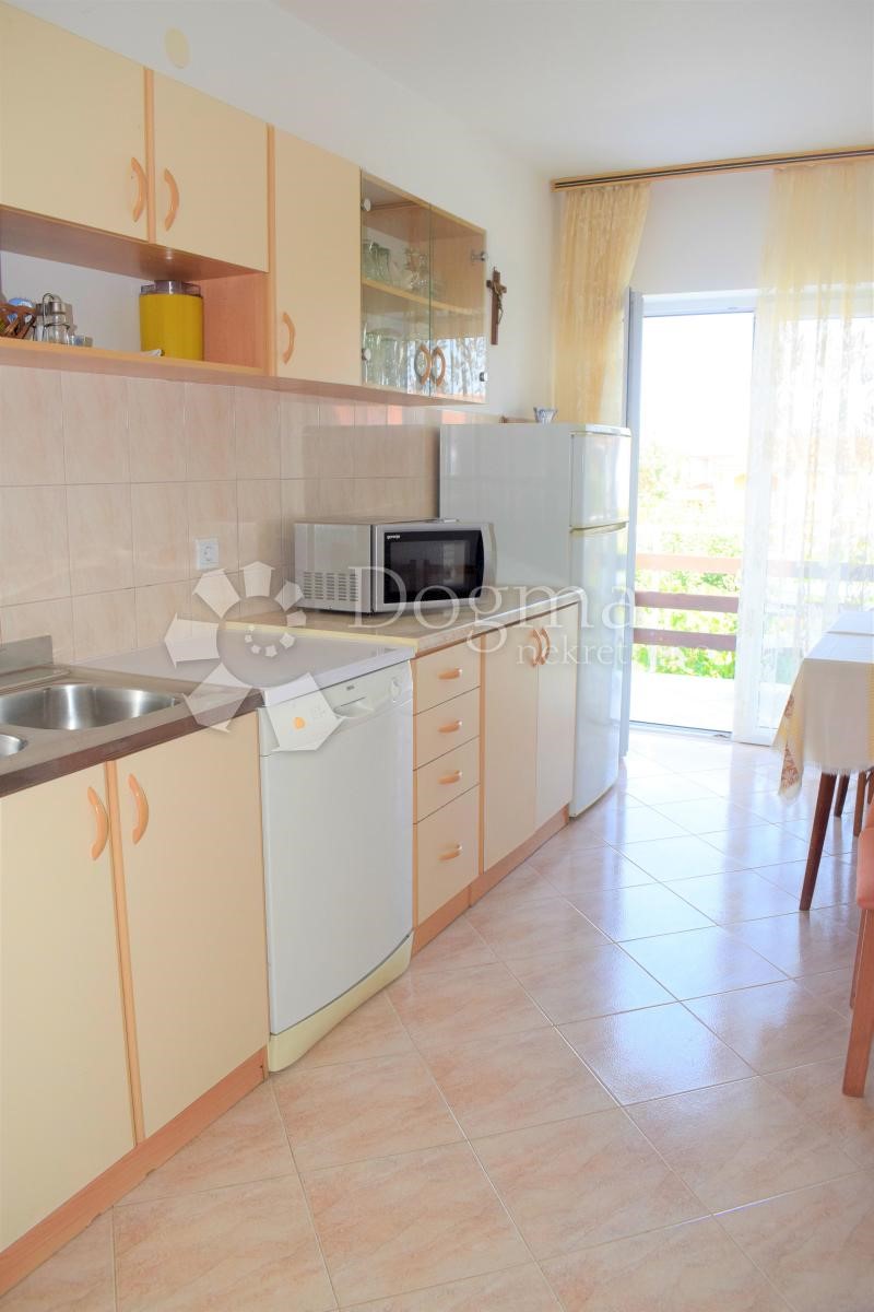 CASA A 1230 € AL m2 A SOLI 250 METRI DAL MARE