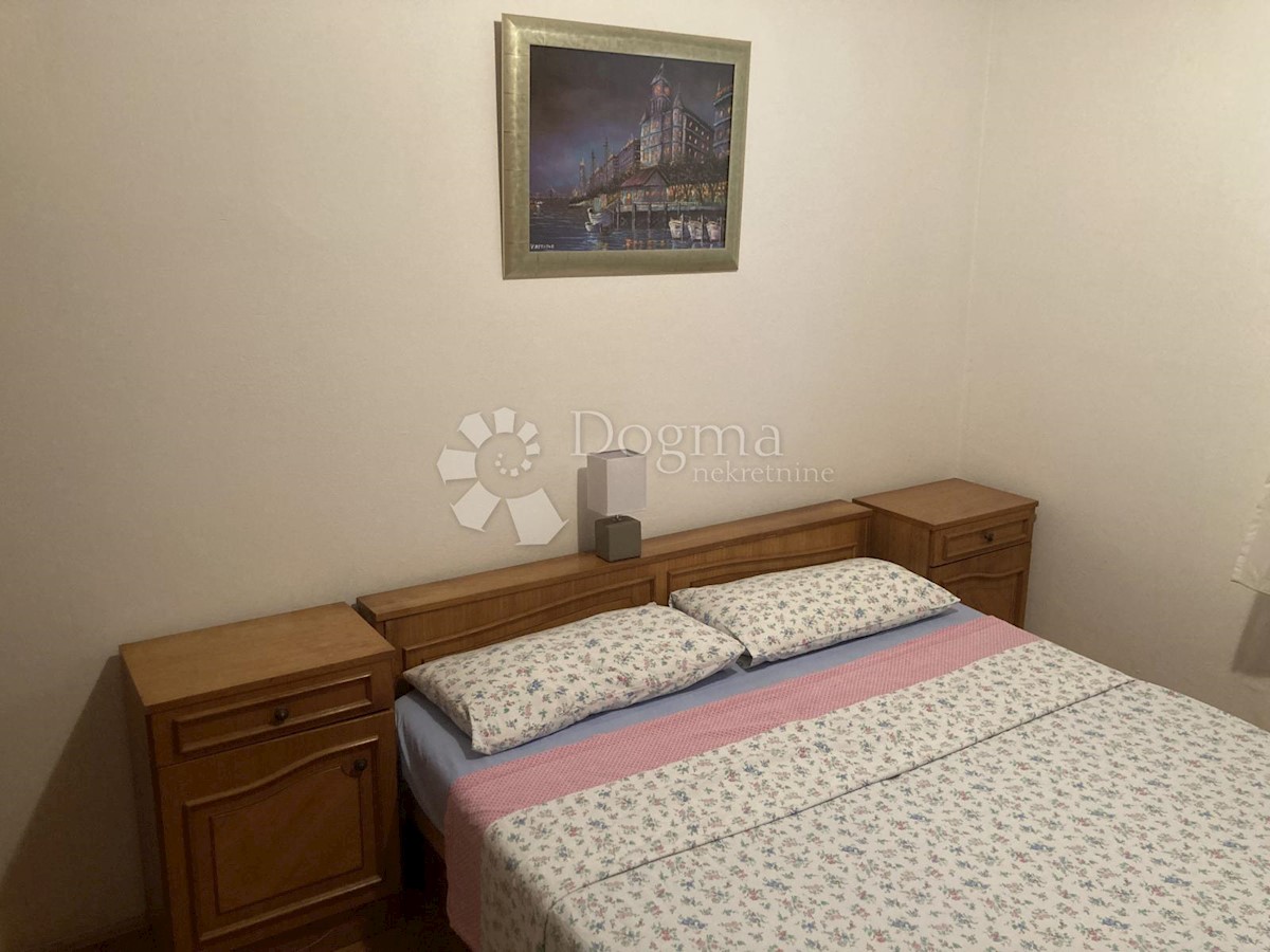 CASA CON RISTORAZIONE - OPPORTUNITÀ PER INVESTIMENTO!