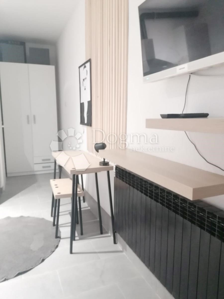 Casa Trešnjevka, Trešnjevka - Sjever, Remiza okretište, 353m2