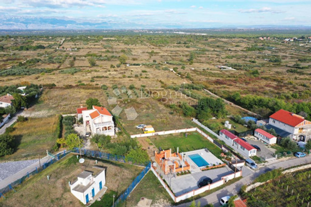 Terreno Crno, Zadar, 874m2