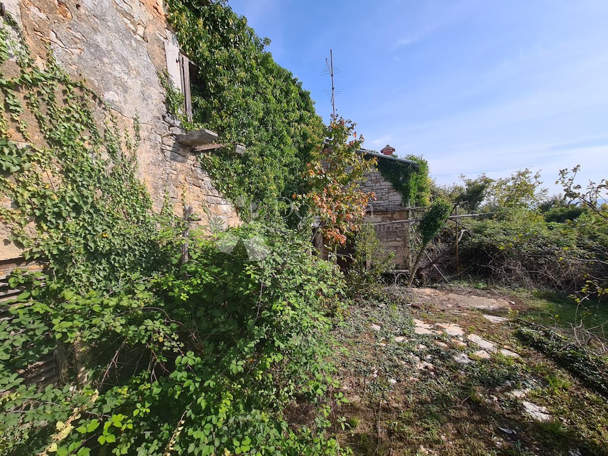 Casa Oprtalj, 90m2
