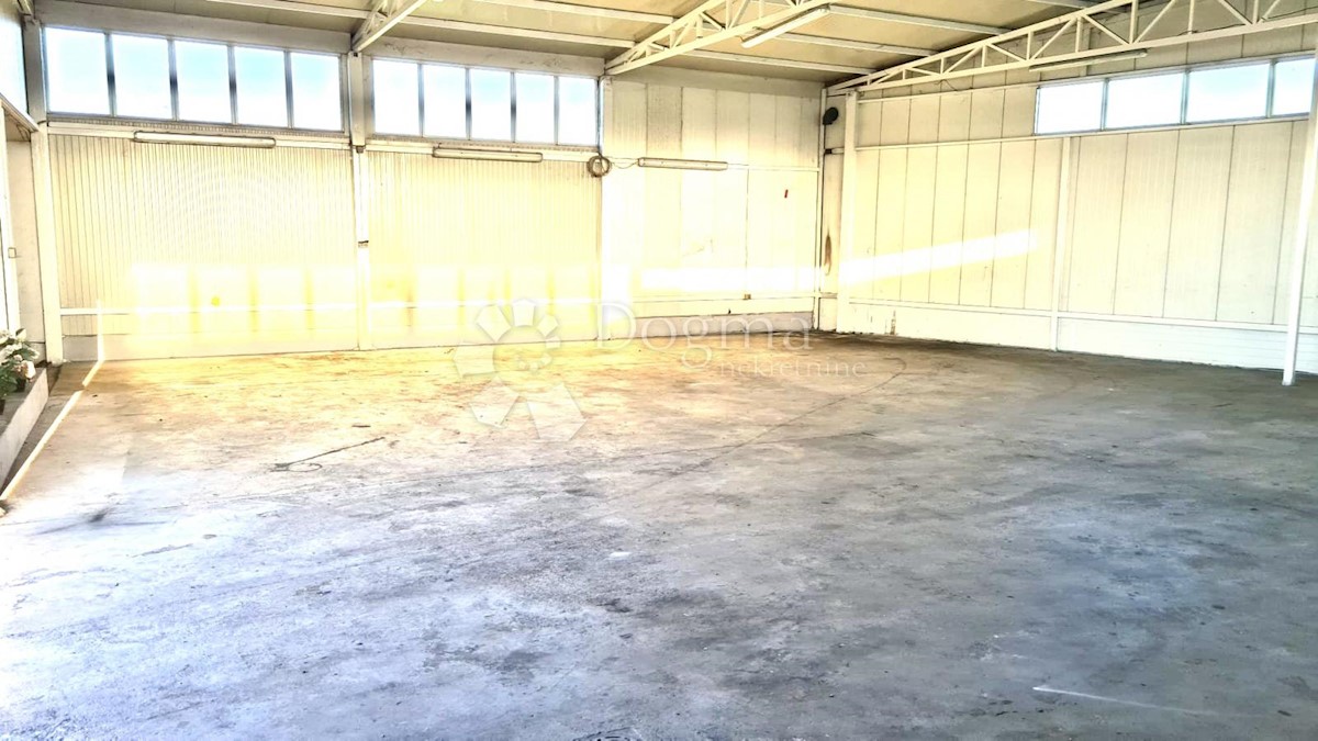 Locale commerciale Donji grad, Donji Grad, 300m2