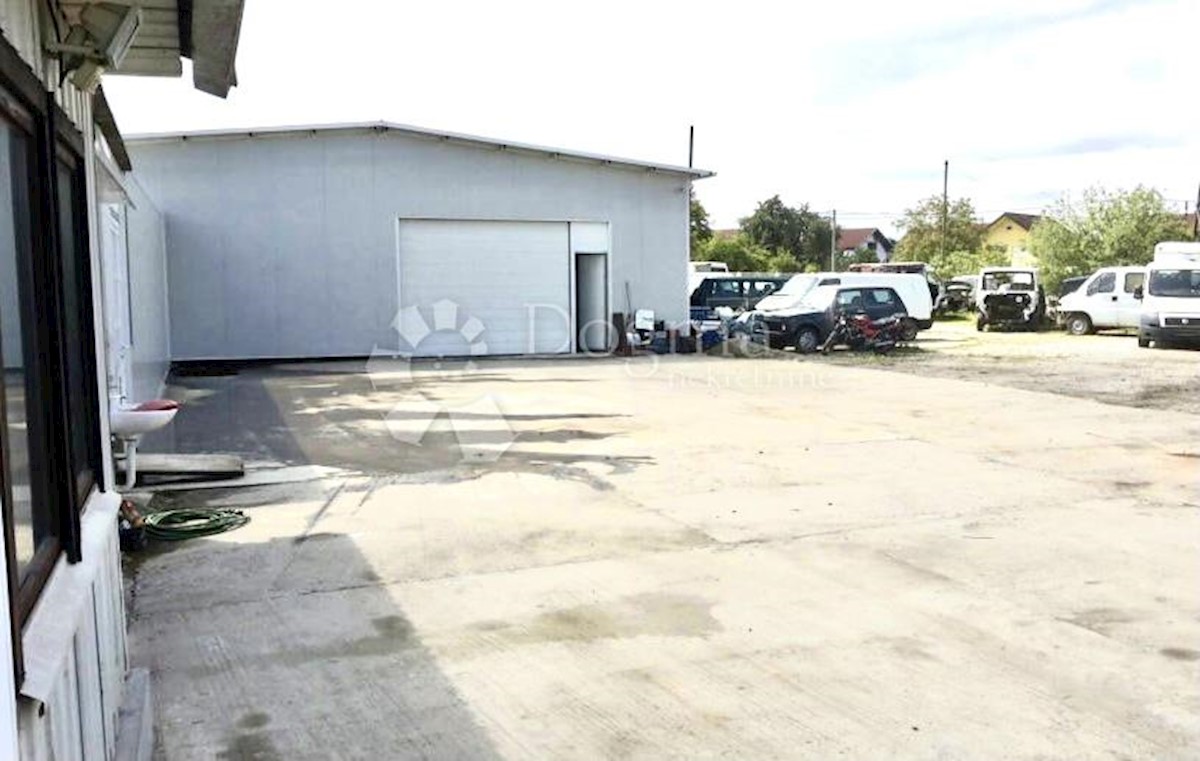 Locale commerciale Donji grad, Donji Grad, 300m2